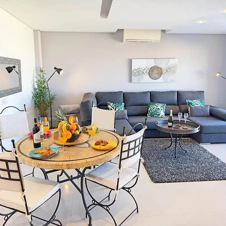 Apartmán Garden Hill Haven Old Town Retreat With Sea Views & Free Parking *