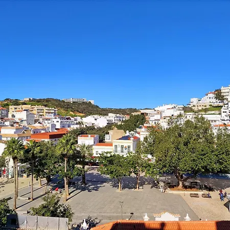 Garden Hill Haven Old Town Retreat With Sea Views & Free Parking Apartmán Albufeira